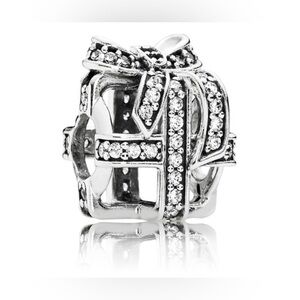 Authentic Pandora Limited Edition All Wrapped Up Present CZ S925 Ale Charm
